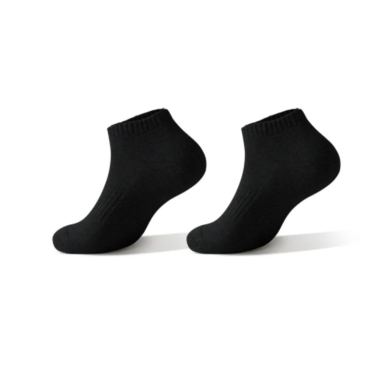 Men’s Moisture-Wicking Cotton Hiking Socks – 5 Pairs