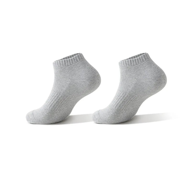 Men’s Moisture-Wicking Cotton Hiking Socks – 5 Pairs